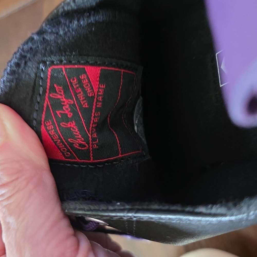 Converse leather Chuck Taylor low tops - Picture 7 of 7